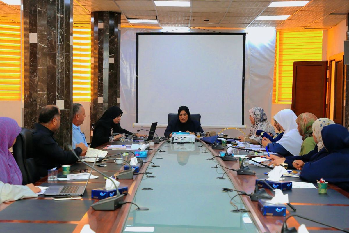 لجنة الرخصة المهنية تعقد اجتماعها الثالث برئاسة وكيل الوزارة للشؤون التربوية