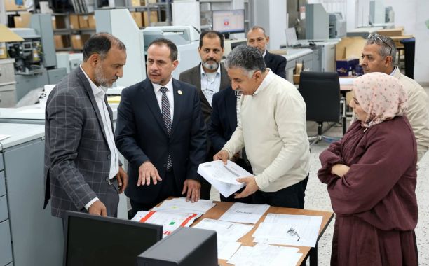 مستشار ومدير مكتب الوزير يتابع سير الامتحانات بمراقبتي التربية والتعليم قصر بن غشير وعين زارة
