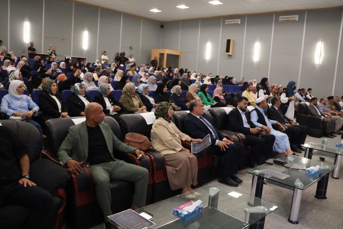 إدارة الخدمة الاجتماعية والصحة المدرسية بالوزارة تطلق فعاليات المبادرة المجتمعية لتعزيز الوعي بمخاطر المخدرات وذلك خلال عقد الملتقى الأول للأخصائيين الاجتماعيين بتاجوراء - وزارة التربية والتعليم إدارة الخدمة الاجتماعية والصحة المدرسية بالوزارة تطلق فعاليات المبادرة المجتمعية لتعزيز الوعي بمخاطر المخدرات وذلك خلال عقد الملتقى الأول للأخصائيين الاجتماعيين بتاجوراء