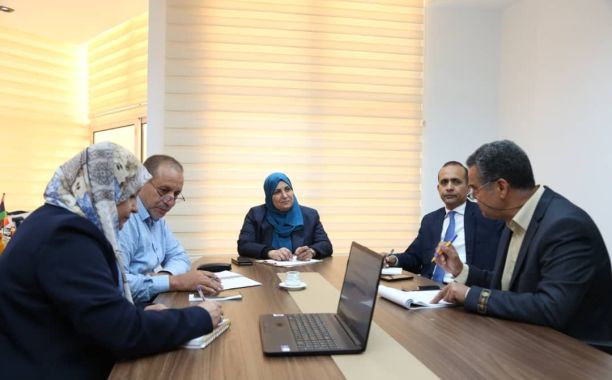الوزير والسفير السوداني يَبحثان أوضاع المدرسة السودانية في ليبيا وتسجيل التلاميذ والطلاب اللاجئين