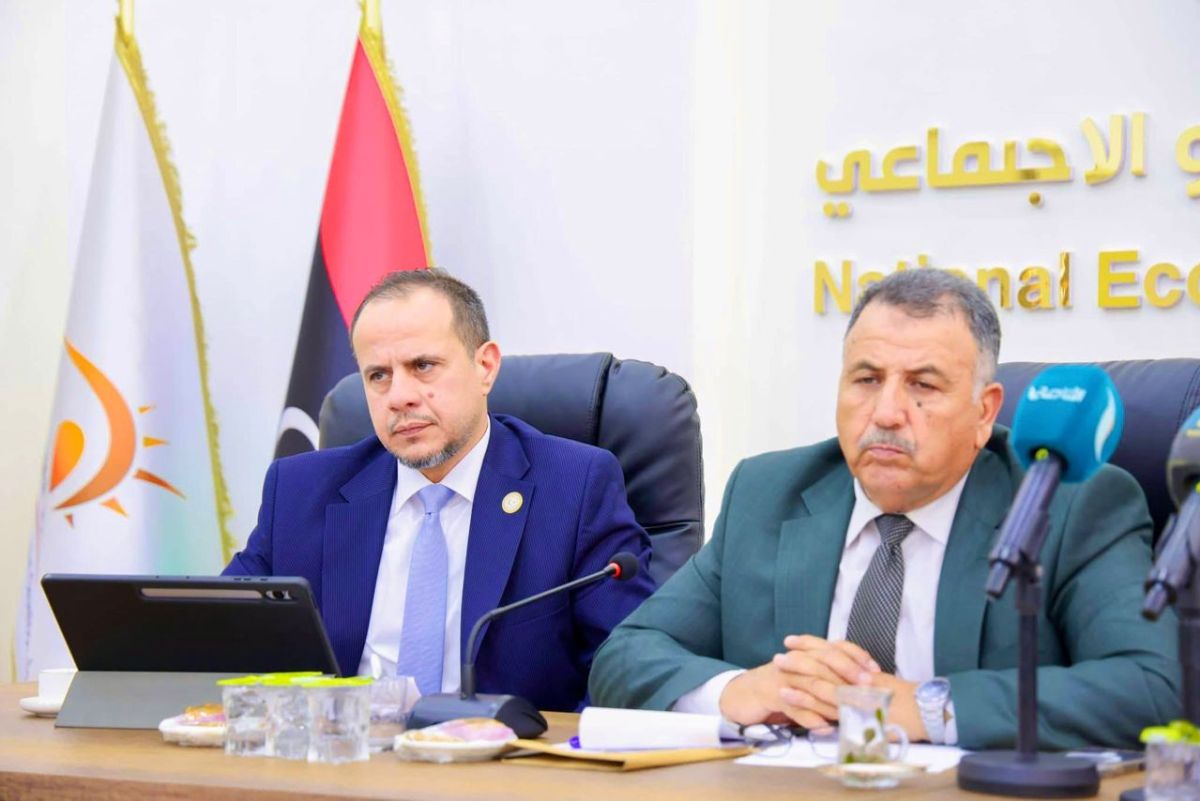 وزارة التربية والتعليم تشارك في حلقة النقاش التي عُقدت بمقر المجلس الوطني للتطوير الاقتصادي والاجتماعي