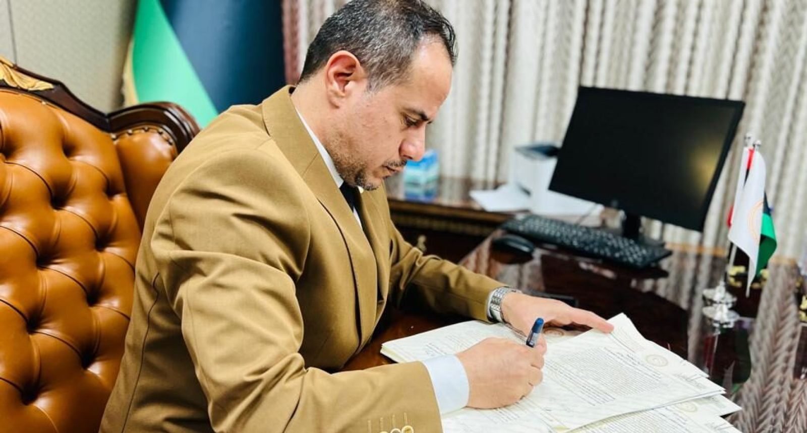 وزير التربية والتعليم يعتمد ترقيات أكثر من 5000 معلم ومعلمة من مختلف مراقبات التربية والتعليم في أنحاء البلاد - وزارة التربية والتعليم وزير التربية والتعليم يعتمد ترقيات أكثر من 5000 معلم ومعلمة من مختلف مراقبات التربية والتعليم في أنحاء البلاد
