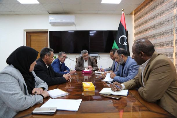 الوزير يفتتح مدرستَي العجيلات الثانوية وحلفاية الشمالية ببلدية العجيلات