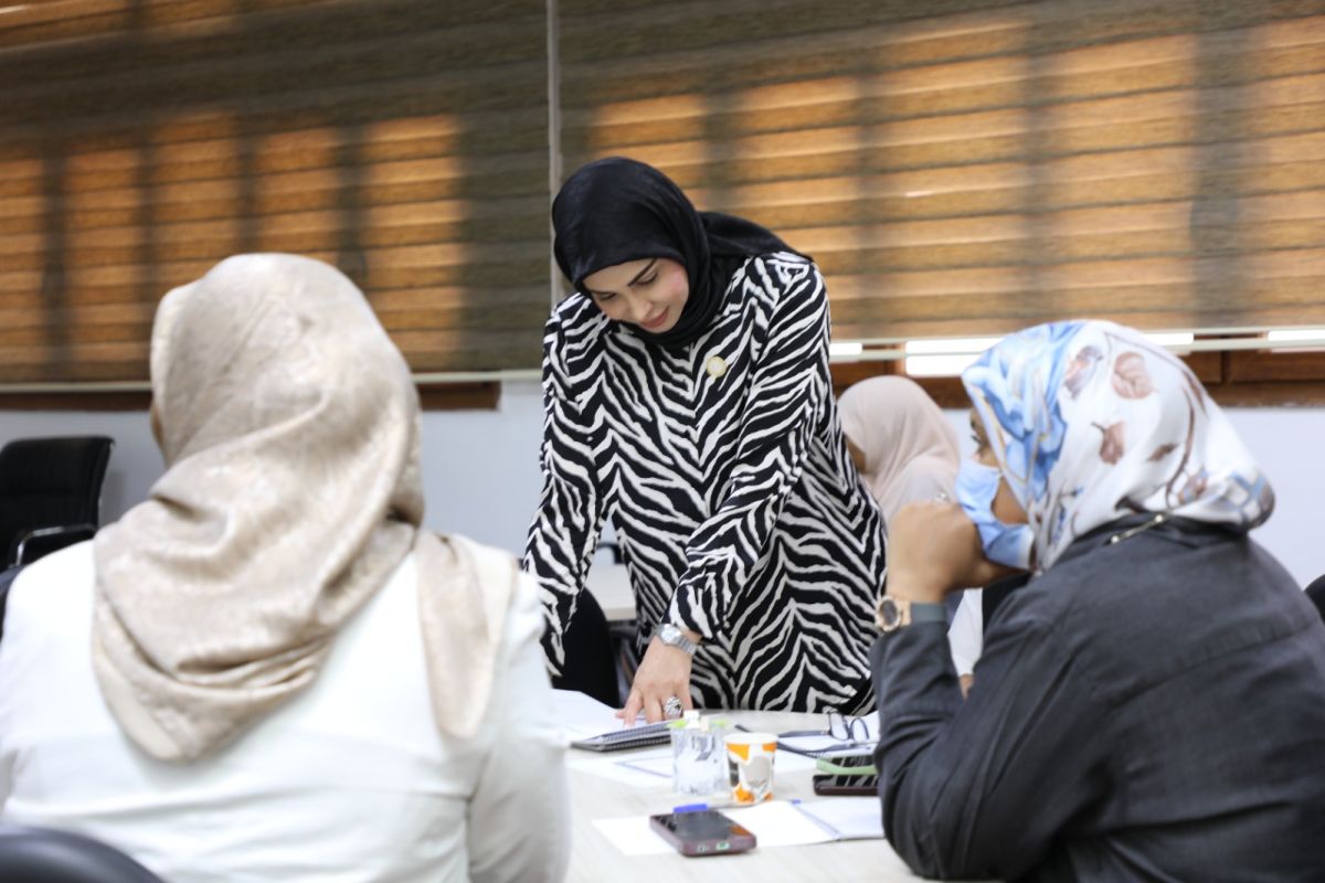 مكتب دعم وتمكين المرأة بالوزارة ينظم ورشة عمل لتعزيز الكفاءات المهنية والقيادية لموظفات الديوان - وزارة التربية والتعليم مكتب دعم وتمكين المرأة بالوزارة ينظم ورشة عمل لتعزيز الكفاءات المهنية والقيادية لموظفات الديوان
