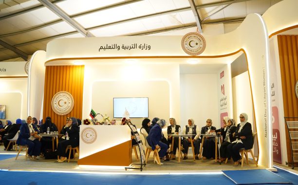 وزارة التربية والتعليم تبحث الاستعدادات النهائية لإطلاق بطولة كرة القدم الخماسية بالزاوية المركز