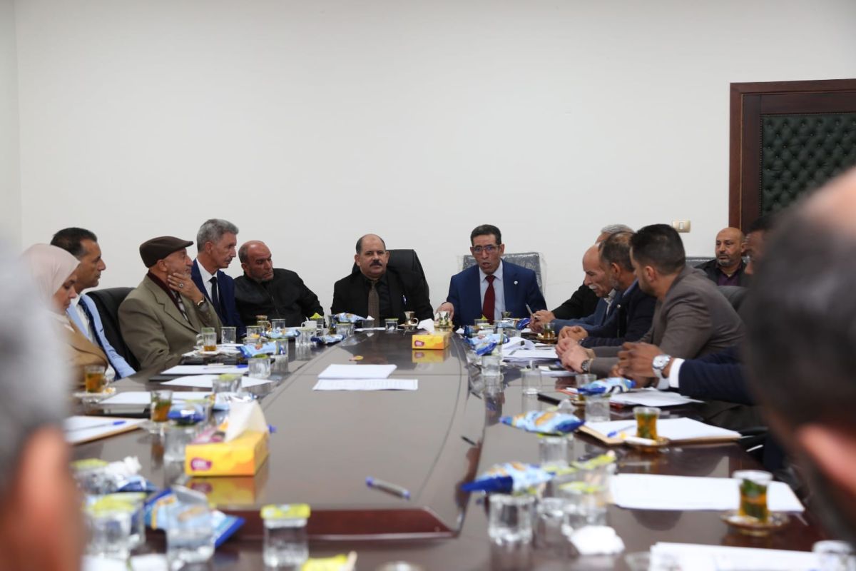 لجنة وضع آلية توزيع المؤسسات التّعليمية للمرحلة الثانية تعقد اِجتماعاً مع مُراقبي بلديات طرابلس الكُبرى