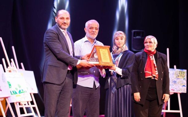 وزير التربية والتعليم يتفقد إدارة التعليم الخاص ويشيد بجهود العاملين ويؤكد الالتزام بالدليل الشامل