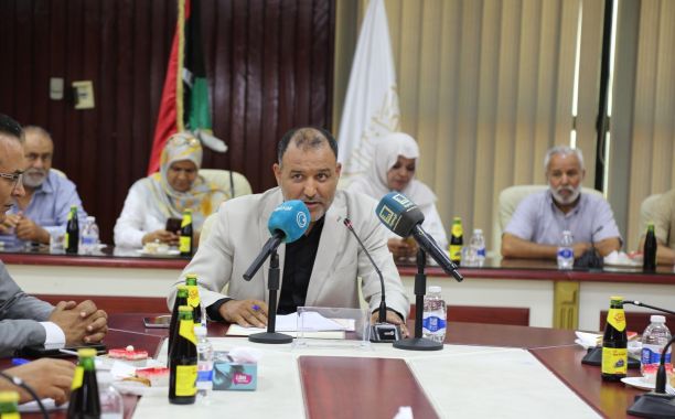 الوزير يستقبل سفير باكستان ويبحث أوضاع المدرسة الباكستانية في ليبيا