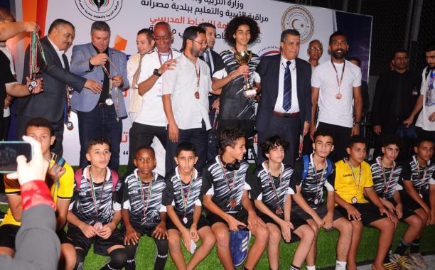 الوَزِير ومُدير المركز الوطني للامتحانات يَعتمدان نتائج اِمتحانات شهادة إتمام مرحلة التعليم الثانوي - وزارة التربية والتعليم الوَزِير ومُدير المركز الوطني للامتحانات يَعتمدان نتائج اِمتحانات شهادة إتمام مرحلة التعليم الثانوي