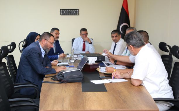 اختتام أعمال البرنامج التدريبي في المهارات الإدارية والقيادية لمديري المدارس