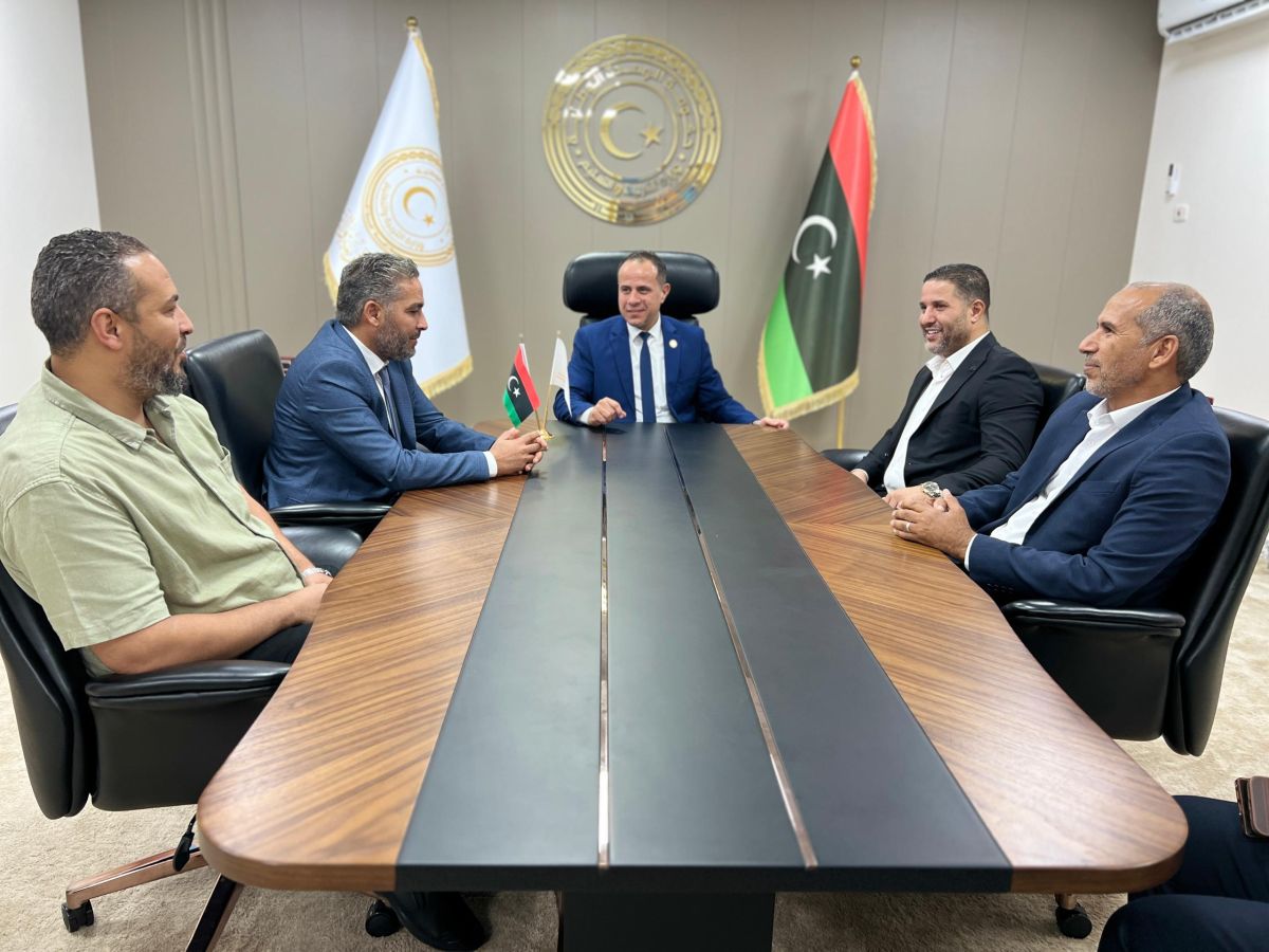 وزير التربية والتعليم يلتقي عدداً من عمداء البلديات لبحث أوضاع المؤسسات التعليمية وتذليل الصعاب أمامها​