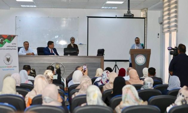 إدارة الخدمة الاجتماعية والصحة المدرسية تختتم فعاليات البرنامج التوعوي والتثقيفي حول مخاطر الألغام ومخلفات الحروب بمدينة بنغازي