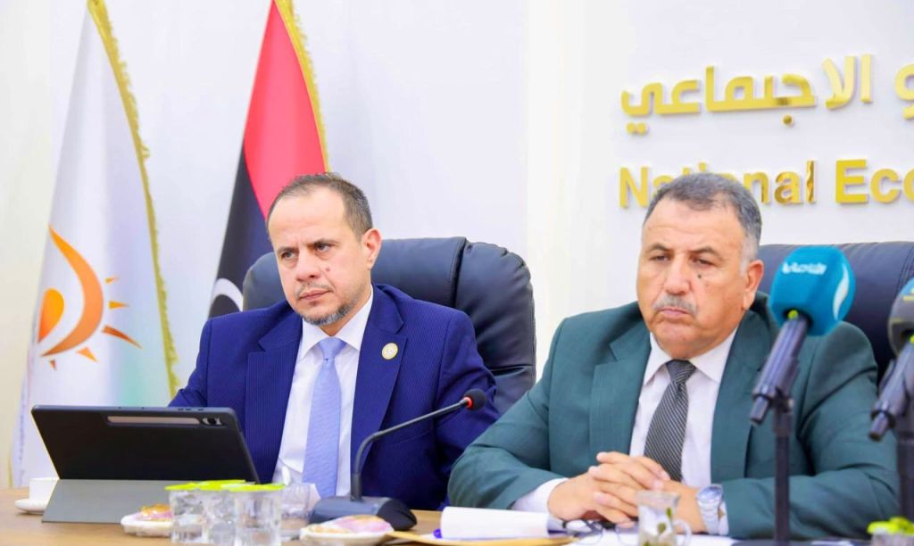 وزارة التربية والتعليم تشارك في حلقة النقاش التي عُقدت بمقر المجلس الوطني للتطوير الاقتصادي والاجتماعي